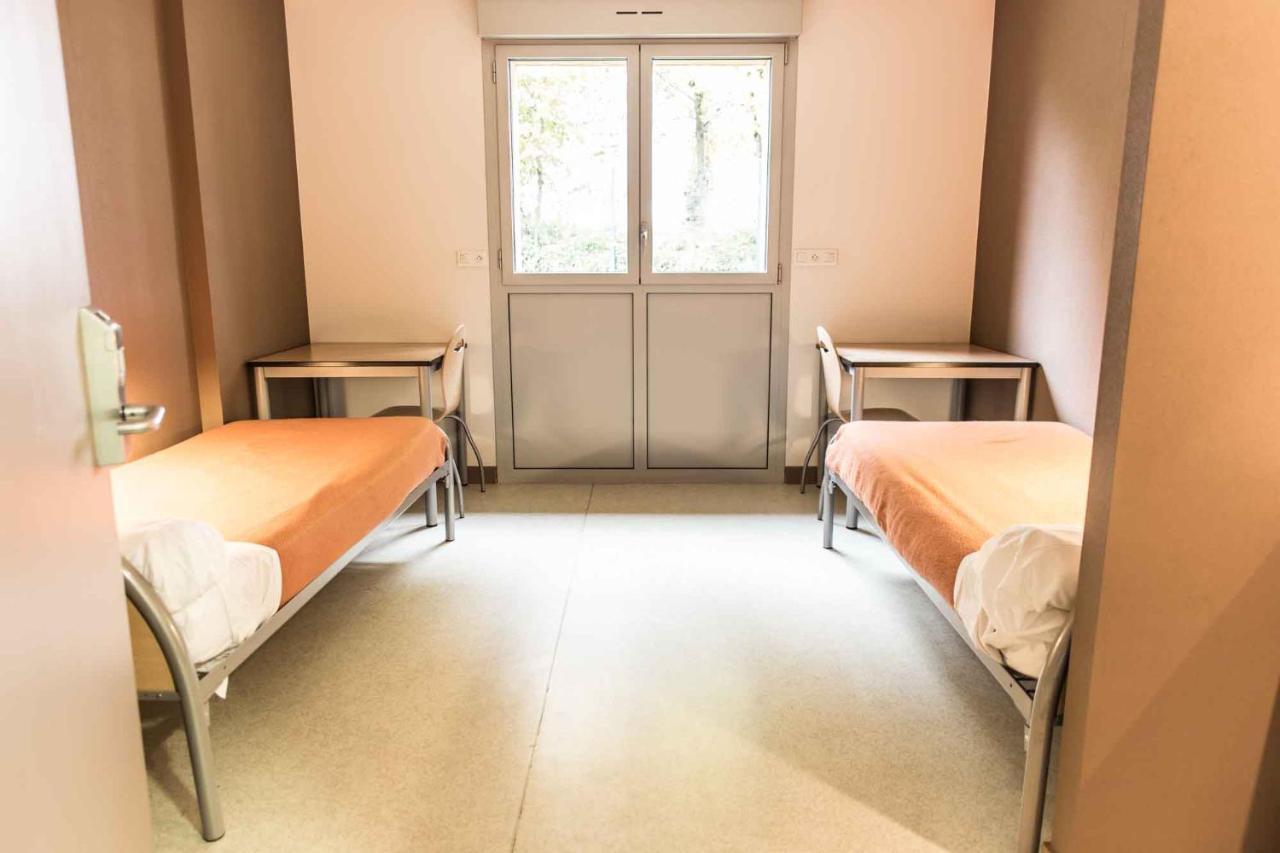 Hostel Centre International De Sejour Laval  Exteriér fotografie